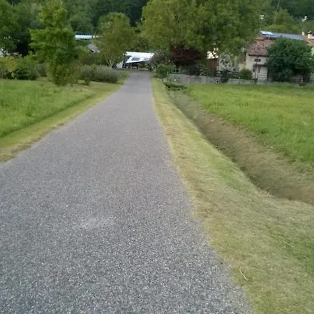 Sot La Mont Frühstückspension