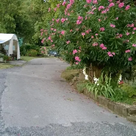 Frühstückspension Sot La Mont 3*